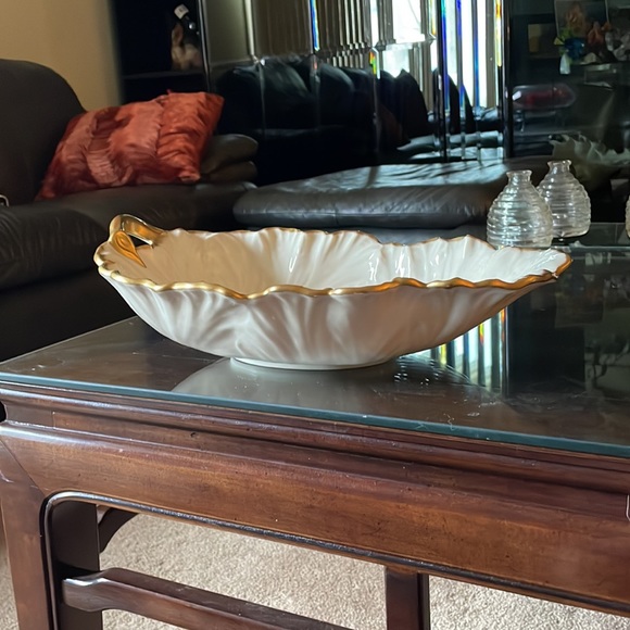 Stunning and RARE 1980’s Large Lenox Leaf Serving Dish, excellent condition - Picture 7 of 7